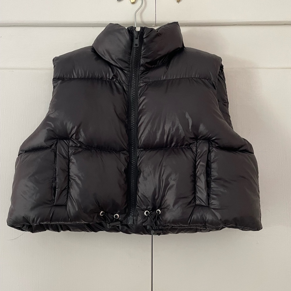 Love Daisy Black Cropped GirlsPuffer Vest